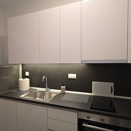 Apartment Kyana Center