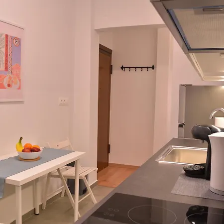 Kyana Center *