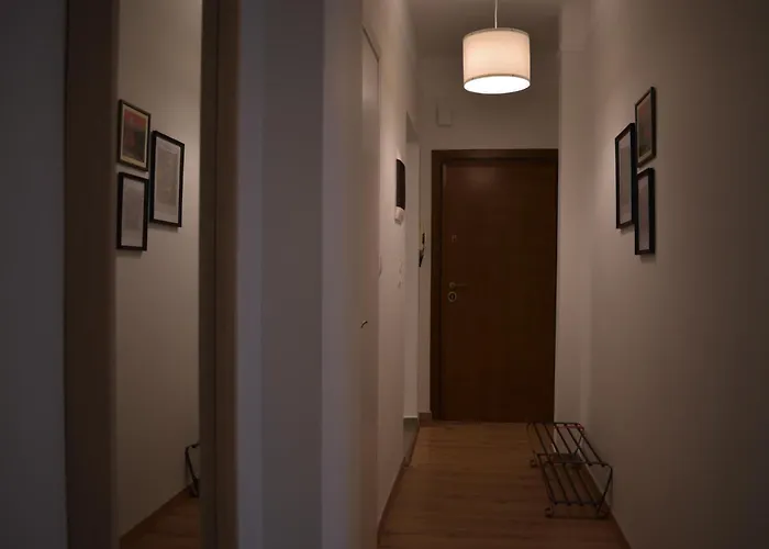Kyana Center 아파트 *